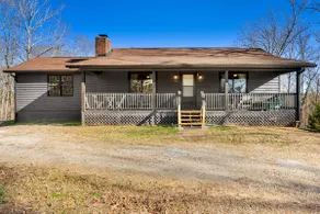 The Bark Bungalow of North East Georgia - Image 2