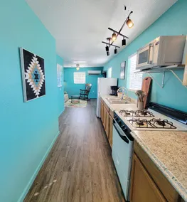 BBQ Pitstop | Tiny Home Near Austin & BBQ - Image 5