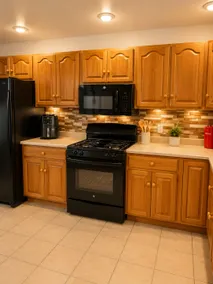 3BR Retreat • Pool Table • Fitness Room • Near FSU - Image 2