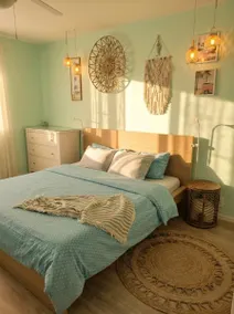 KING size bed- walk to the BEACH- Air Conditioner- Bunk beds- Pullout Couch - Image 2