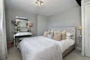 Dog friendly holiday cottage in the Cotswolds with cinema room and superb garden - Landgate House - Image 3