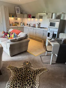 Exclusive, peaceful & self contained Annexe. - Image 2
