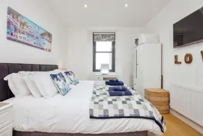 Harbour View Apartment - Image 4