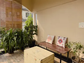 Rustic 2 Bedroom Apartment in a Villa (2/2) - Image 4