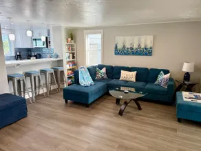 Beautiful Home with a Pontoon! - Image 3