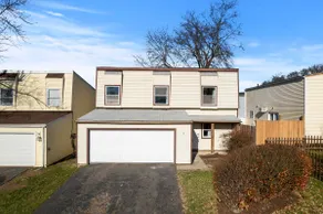 Lovely 3 Bedroom Colonial home - Image 4