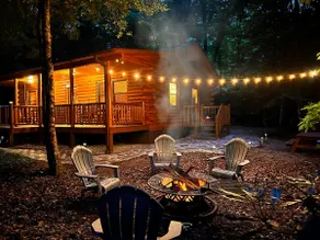 R&R’s Chalet of the Woods - Image 3
