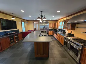 Large House By Saratoga Springs sleeps 13 - Image 4
