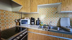 Mountain view apartment with terrace & slopes - Image 5