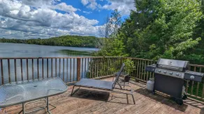 Beautiful and cozy waterfront cottage - Image 3