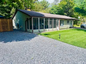 Completely renovated home in Parry Sound,with full Kitchen, laundry & Gazebo! - Image 3