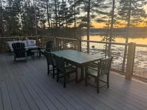 Bar Harbor Oceanfront Log Cabin 10 min to Acadia National Park - Image 3