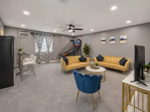 VIP!! BRAND NEW VILLA stay with style large B.yard - Image 5