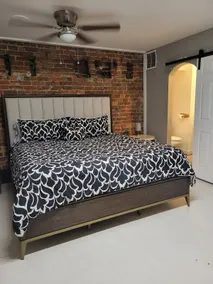 The Fort # 8. 1 bedroom 1 & 1/2 bathroom - Image 2