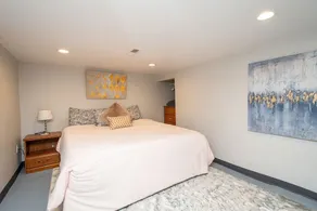 Downtown Fargo Gem: Full Home for Large Groups - Image 3