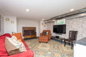 Downtown Fargo Gem: Full Home for Large Groups - Image 4