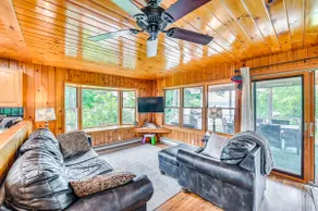 Lakefront Gloversville Home w/ Beach + Dock! - Image 4
