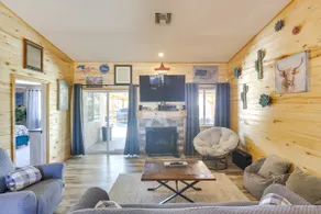 Lovely Bullhead City Retreat w/ Pool and Hot Tub - Image 3