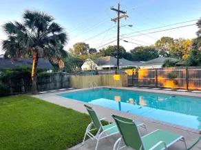 Charming Beaumont Cottage with Private Pool! - Image 2