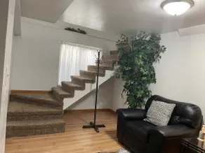 Relaxing Suite with Independent Entrance - Image 5