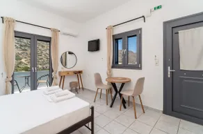 Alexandros beach house in Plaka Elounda - Image 2