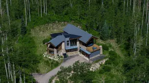 One-of-a-Kind Luxury Home - Hot Tub, Firepit, View - Image 2