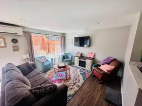 Private 2Bd Duplex Family/Baby Friendly, Dog, Yard - Image 2