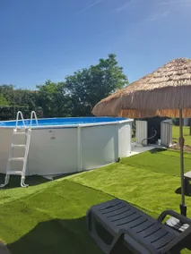 Cozy air-conditioned house • pool • movie room • fiber optic - Image 5