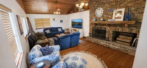 Lake Santa Fe Getaway | Private Dock + Kayaks - Image 2