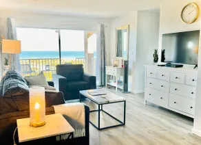 Oceanfront Apartment - Beach View, Private Balcony - Image 2