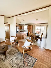 Three bedroom home on a large lot with a lake view - Image 4