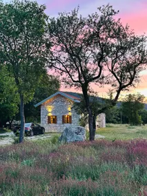 Kostela Stone House - Image 3