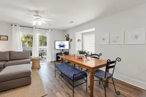 Bright end unit across from pool -steps to beach ramp -beach chairs & cart incl. - Image 2