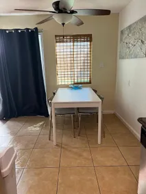 Family home in Davis Manor 3 bedroom-pets welcome - Image 2