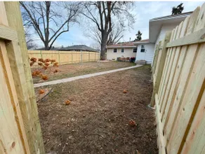 Sullivan Lake Retreat-Games*BBQ*Fenced*2CarGarage - Image 3