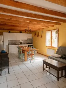 Peaceful chalet in the heart of the forest - Image 4