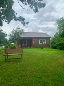Cozy Between the Hollers Near the Buffalo River - Image 2