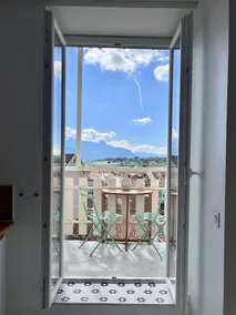 Le Petit Gambetta, Panoramic View! Netflix - Image 3