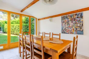 Stylish, Contemporary Villa heated pool, 10 mins walk to Beach - Image 3