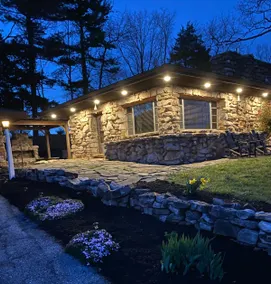 Secluded Hilltop Cottage- Rekindle the 🔥(Hot Tub) - Image 2
