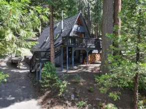 Decks, Grills + Fire Pit: Camp Connell Hideaway! - Image 2