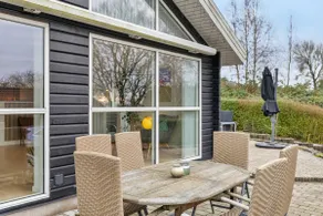 Wonderful house in lovely surroundings. Electric car charger - Image 4