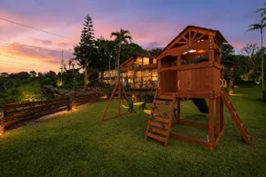 Ocean-View Kona Retreat Sleeps 16 + Beach Gear - Image 4