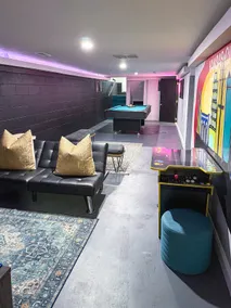 KC - Pool Table & Arcade Games - 7 min to P&L! - Image 4