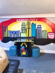 KC - Pool Table & Arcade Games - 7 min to P&L! - Image 5