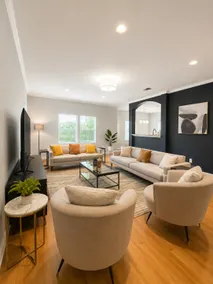 Modern South Austin Home|King Bed • Gym • Patio • Sleeps 6- Ideal for long stays - Image 2