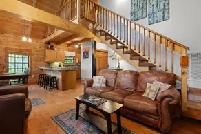 Cozy Bluff View Cabin w/ Hot tub in Monteagle - Image 2