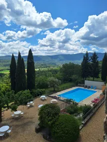 Accommodation in a stone farmhouse with swimming pool - Image 4