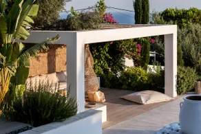 Lourdas White Villa - Image 5