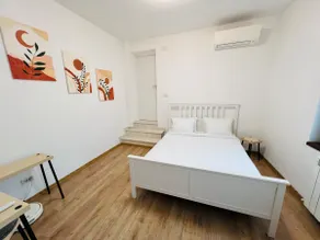 Spacious 3BR Apt • 110sqm • Carol Park • Balcony - Image 2
